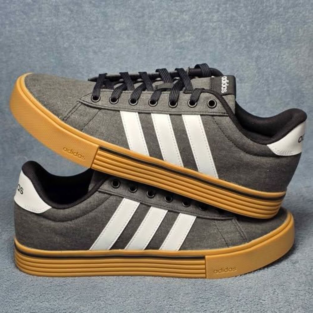 Adidas Daily 4.0 Sneakers Men's Size 9 Women's Size 10 Grey Gum Sole